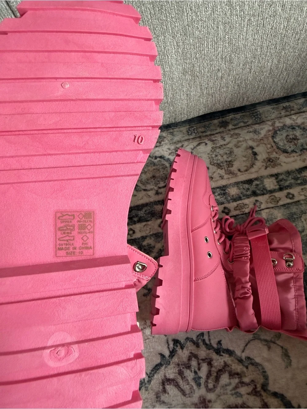 Azalea Wang bold pink